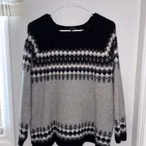 The Limited Vintage Black and Gray Patterned Sweater